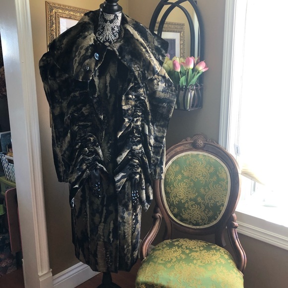 Simon Chang | 6 - Picture 3 of 11